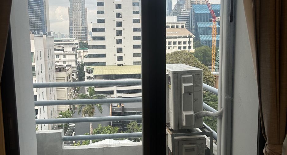 For rent 1 bed condo in Sathon, Bangkok