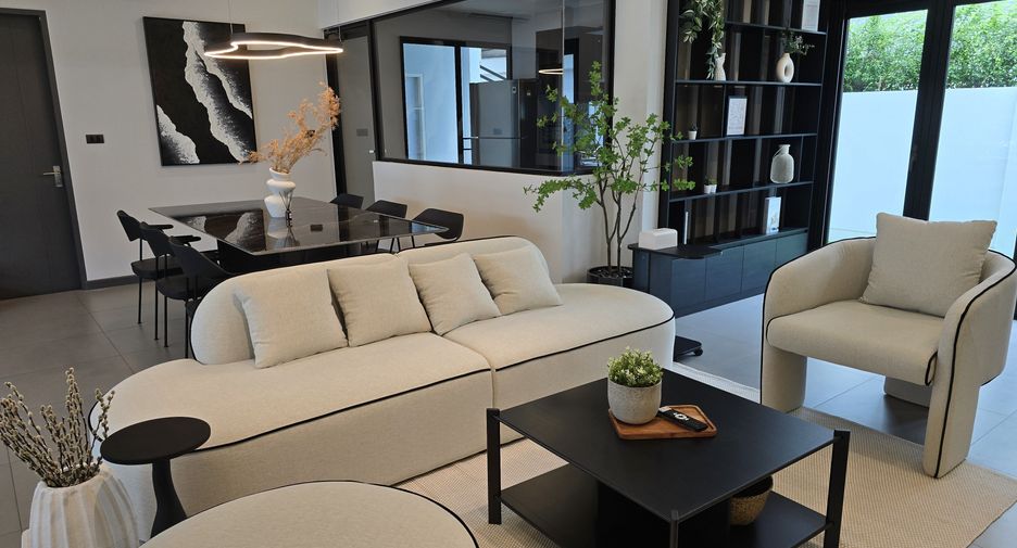 For rent 3 bedrooms house in Bang Phli, Samut Prakan