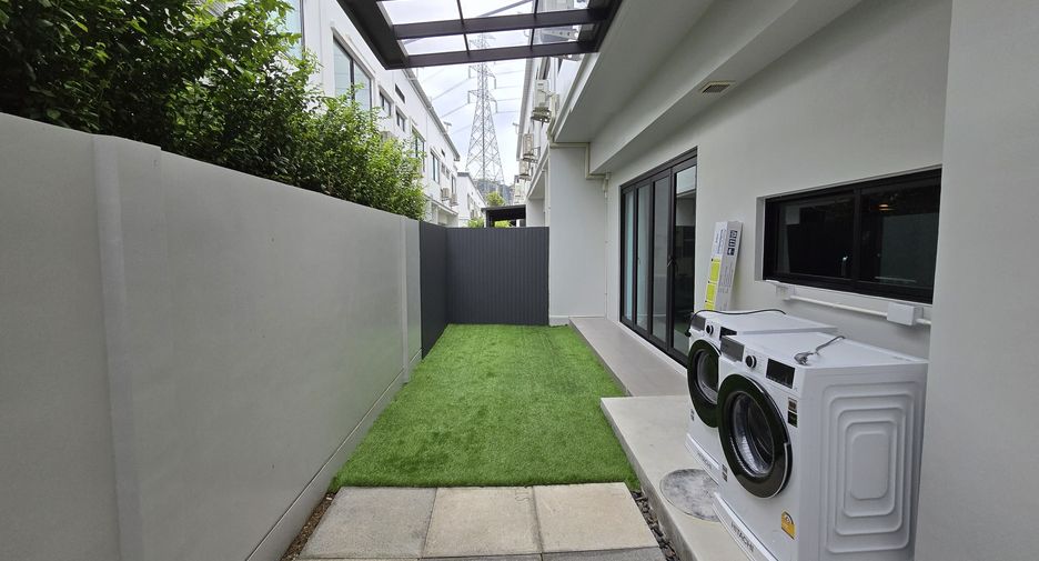 For rent 3 bedrooms house in Bang Phli, Samut Prakan
