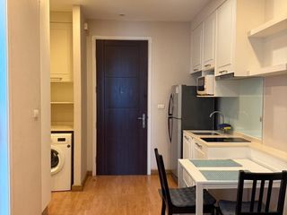 À louer 1 chambre condo à Phra Khanong, Bangkok