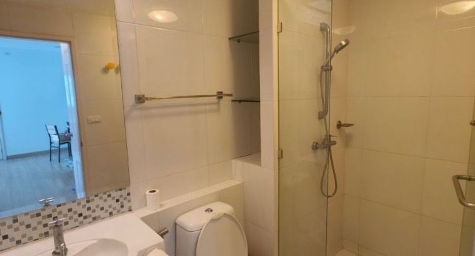For rent 2 bedrooms condo in Bang Sue, Bangkok