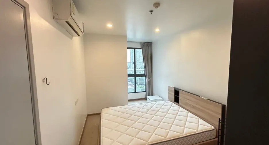 For rent 1 bed condo in Thon Buri, Bangkok