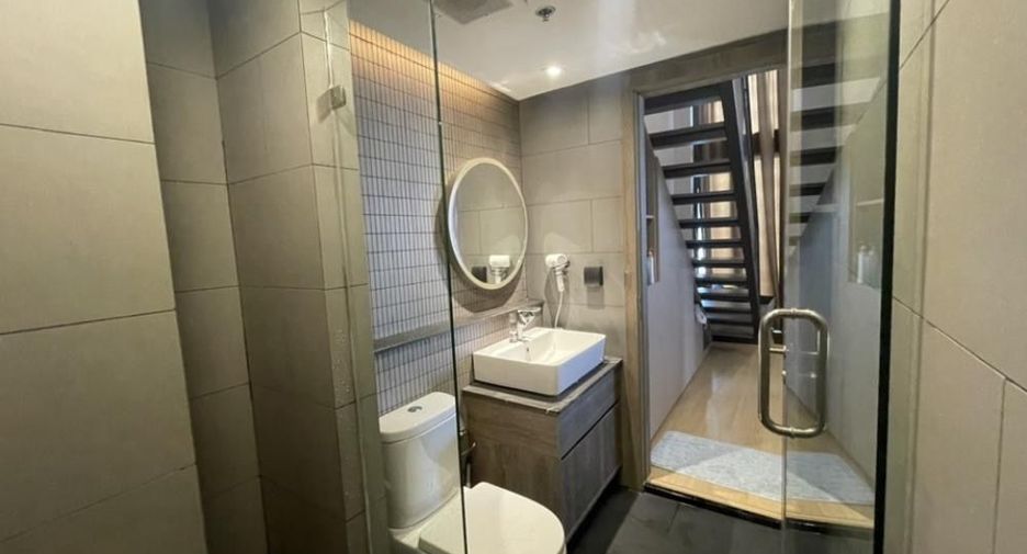 For rent 1 bed condo in Pathum Wan, Bangkok