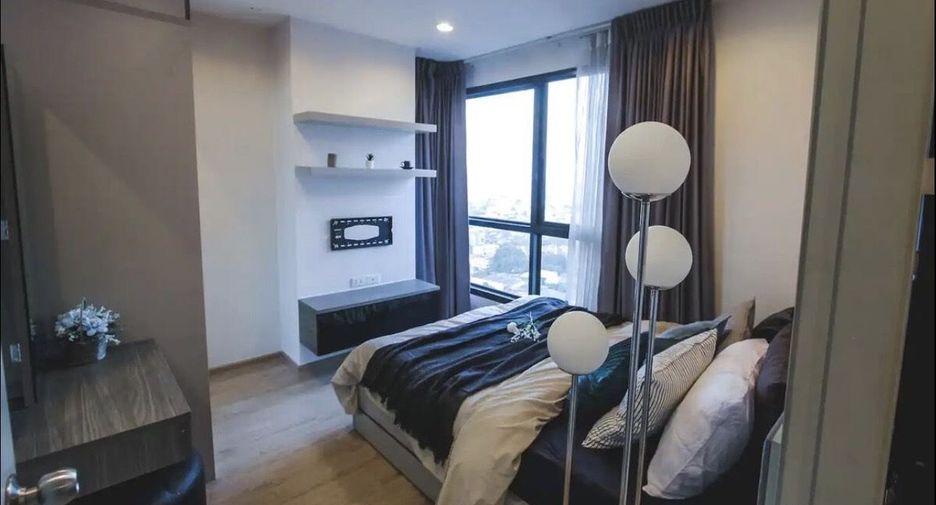 For rent 2 bedrooms condo in Thon Buri, Bangkok