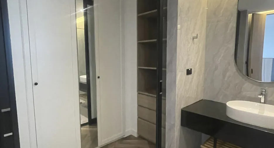 For rent 3 bedrooms apartment in Watthana, Bangkok