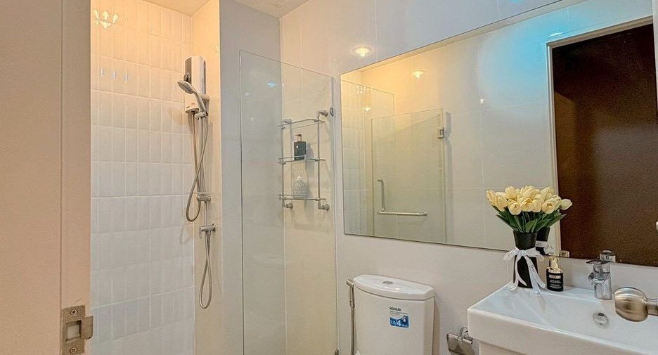 For rent studio condo in Watthana, Bangkok