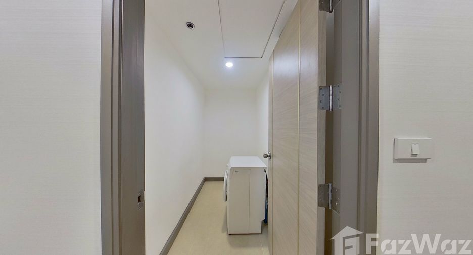 For rent 2 bedrooms apartment in Khlong Toei, Bangkok