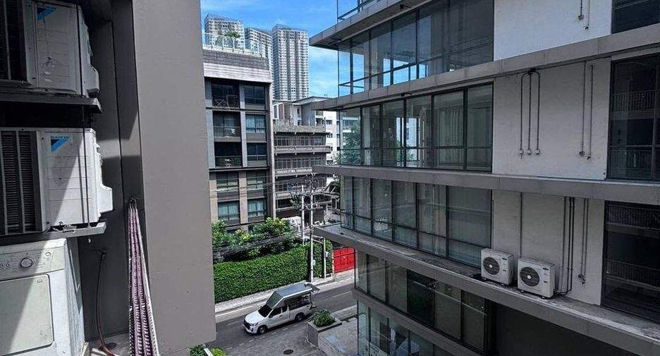 Wohnung zur Miete mit 1 Zimmer in Phra Khanong, Bangkok