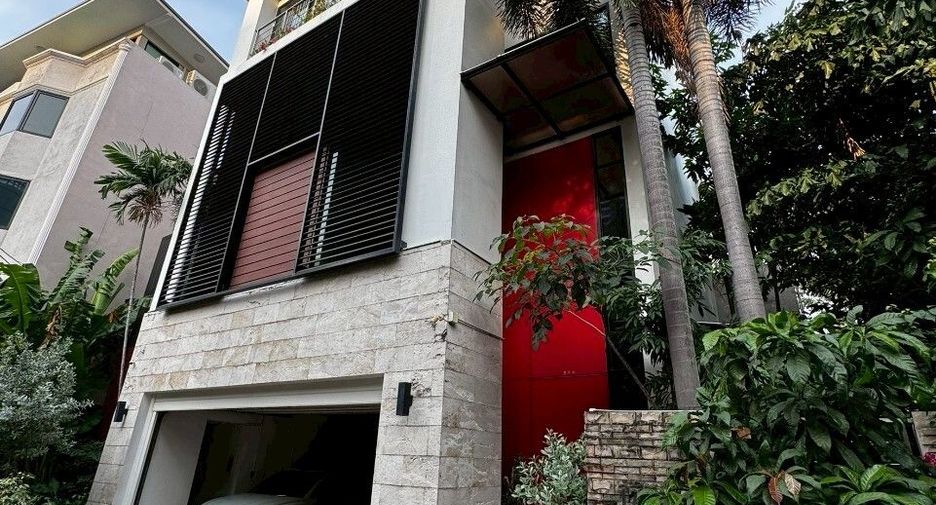 For rent 3 ベッドルーム house in Watthana, Bangkok