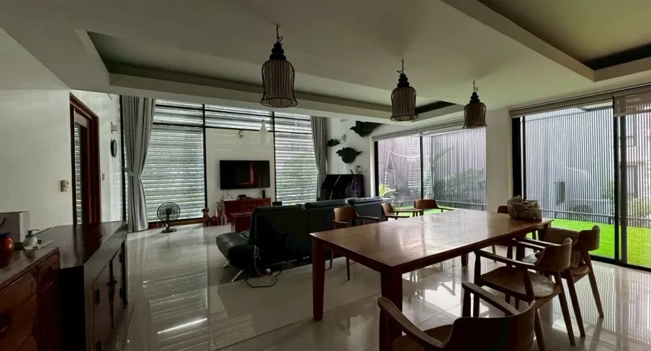 À louer 3 chambres maison à Watthana, Bangkok