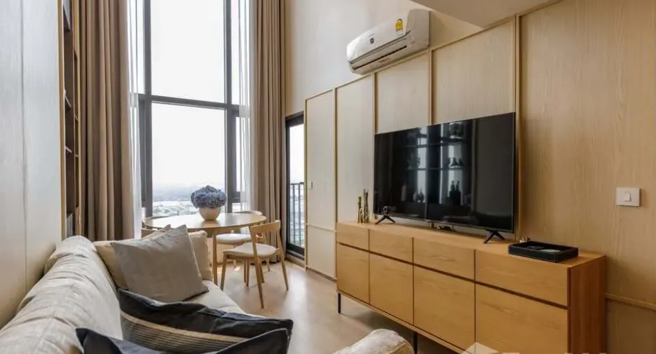 For rent 2 bedrooms condo in Khlong Toei, Bangkok