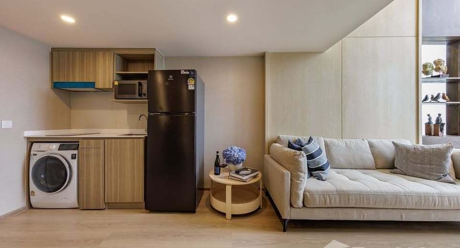 Wohnung zur Miete mit 2 Zimmer in Khlong Toei, Bangkok