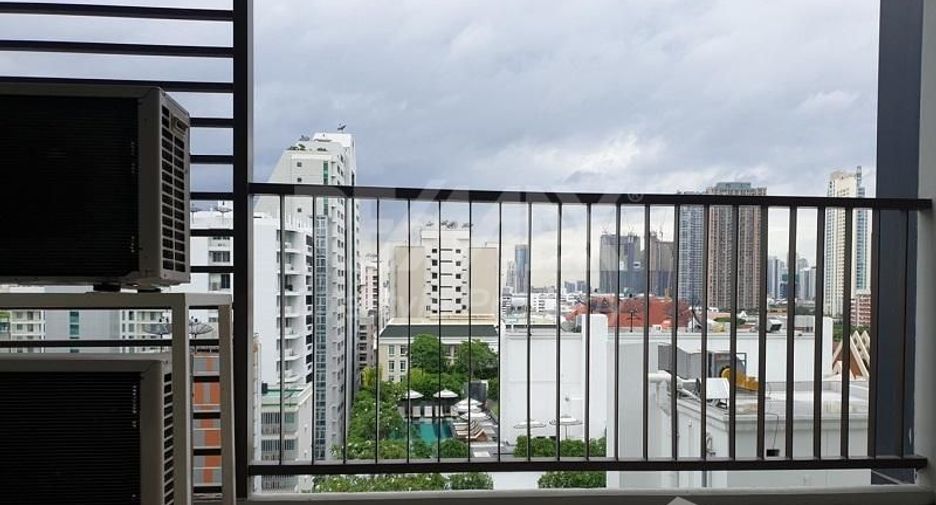 For rent 3 bedrooms condo in Watthana, Bangkok