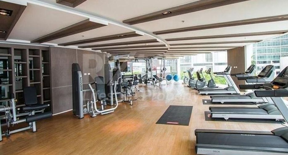 For rent 3 bedrooms condo in Watthana, Bangkok