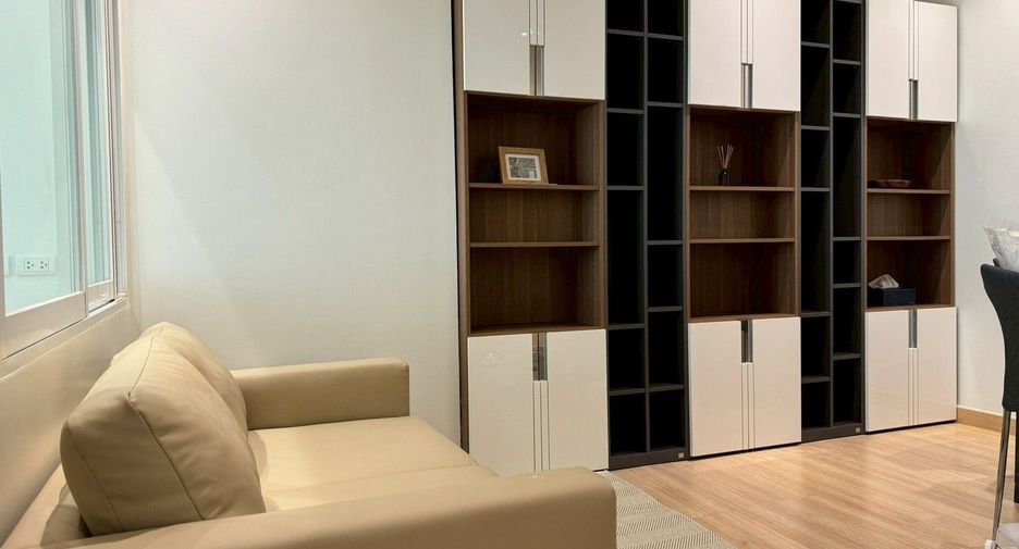 For rent 1 bed condo in Sathon, Bangkok