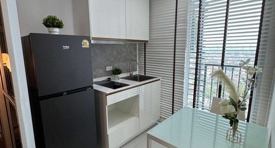 Condo en alquiler de 1 habitaciones en Watthana, Bangkok