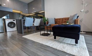 Condo en alquiler de 2 habitaciones en Bang Rak, Bangkok