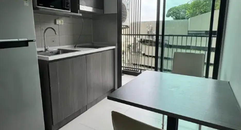 For rent 1 bed condo in Bang Na, Bangkok