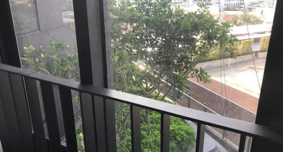 For rent 1 bed condo in Ratchathewi, Bangkok