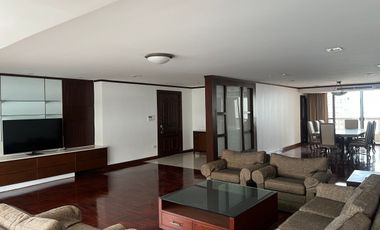 For rent 4 ベッドルーム apartment in Khlong Toei, Bangkok