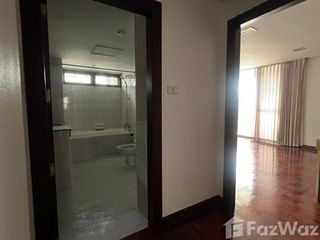 Apartamento en alquiler de 4 habitaciones en Khlong Toei, Bangkok