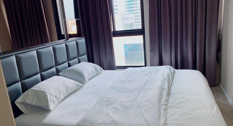 Wohnung zur Miete mit 1 Zimmer in Huai Khwang, Bangkok