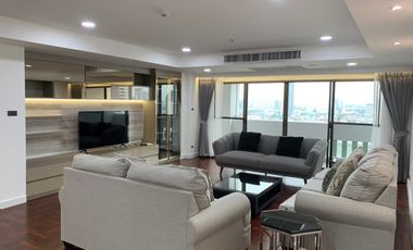 Apartment zur Miete mit 3 Zimmer in Watthana, Bangkok