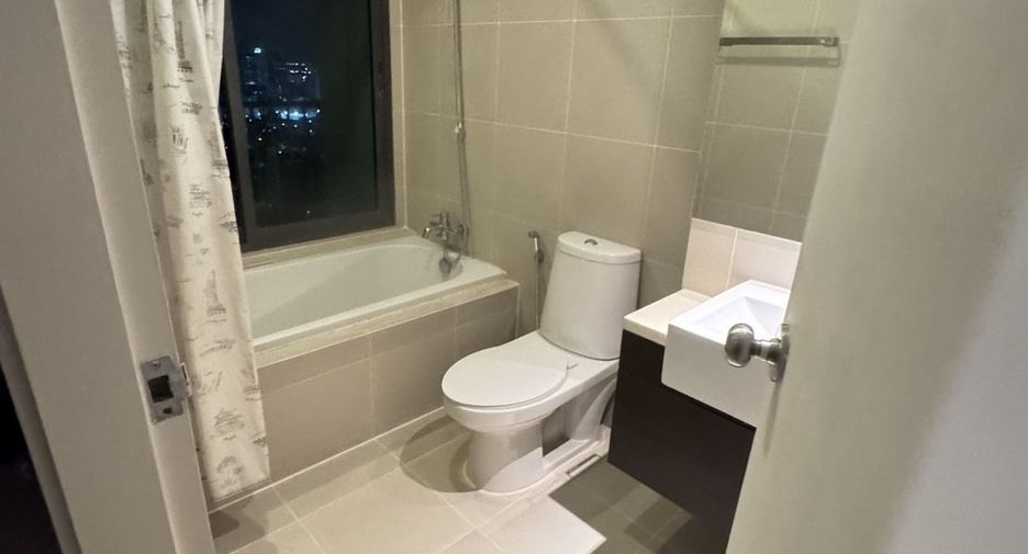 For rent 1 bed condo in Khlong Toei, Bangkok