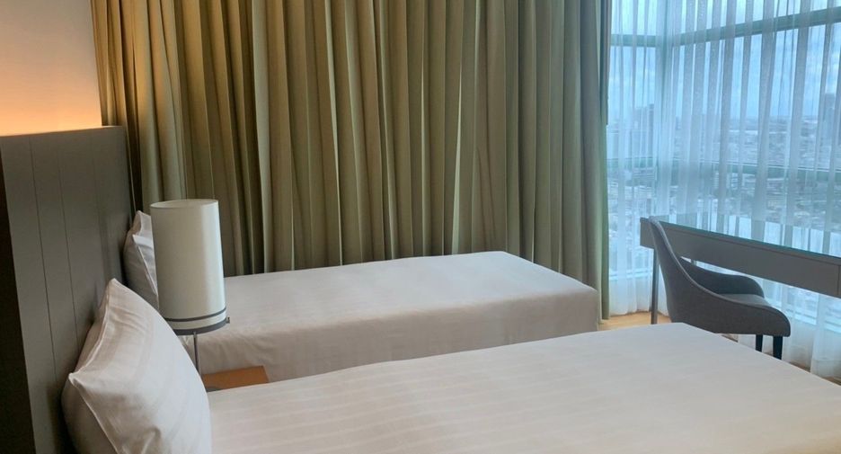 À louer 3 chambres appartement à Bang Kho Laem, Bangkok
