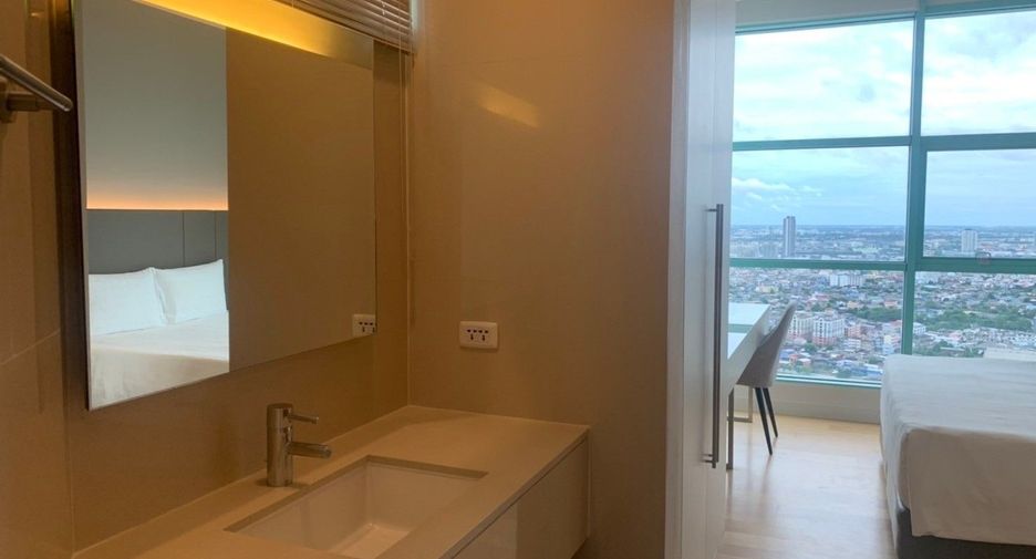 À louer 3 chambres appartement à Bang Kho Laem, Bangkok