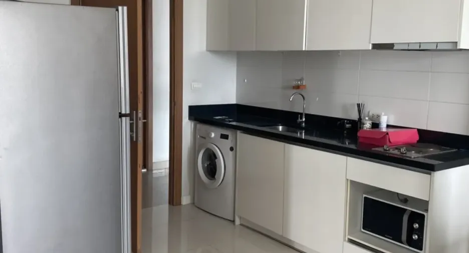Wohnung zur Miete mit 2 Zimmer in Khlong Toei, Bangkok