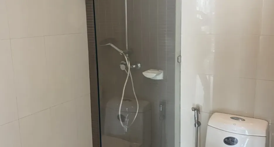 Wohnung zur Miete mit 2 Zimmer in Khlong Toei, Bangkok