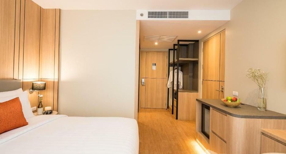 For rent 2 bedrooms apartment in Watthana, Bangkok