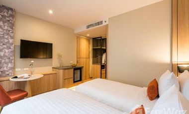 For rent 2 bedrooms apartment in Watthana, Bangkok