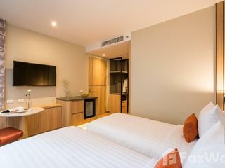 For rent 2 bedrooms apartment in Watthana, Bangkok