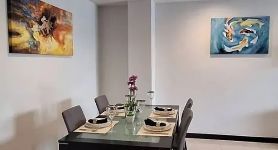 For rent 2 bedrooms condo in Watthana, Bangkok