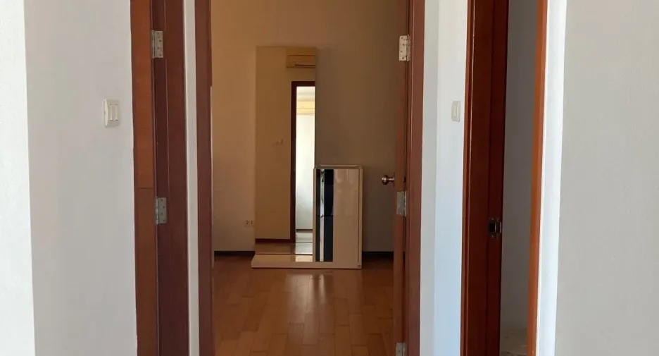 For rent 1 bed condo in Khlong San, Bangkok