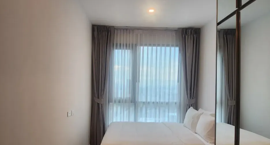For rent 1 bed condo in Mueang Samut Prakan, Samut Prakan