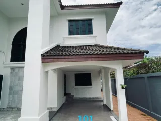 ให้เช่า 4 ห้องนอน บ้านเดี่ยว ใน วังทองหลาง, กรุงเทพฯ