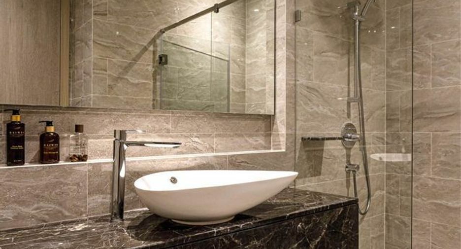 For rent 1 bed condo in Huai Khwang, Bangkok