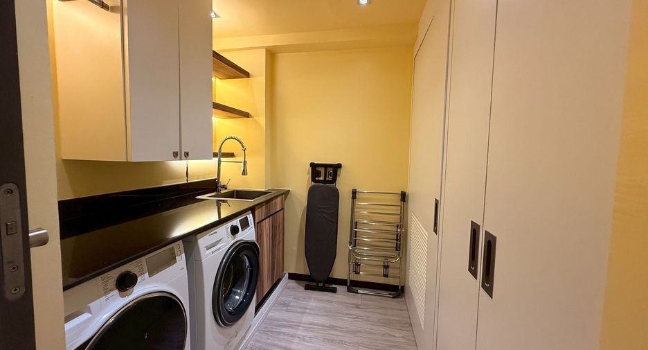 Wohnung zur Miete mit 2 Zimmer in Watthana, Bangkok