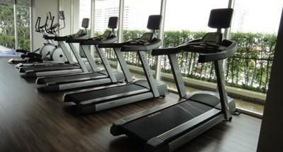 For rent 2 bedrooms condo in Watthana, Bangkok