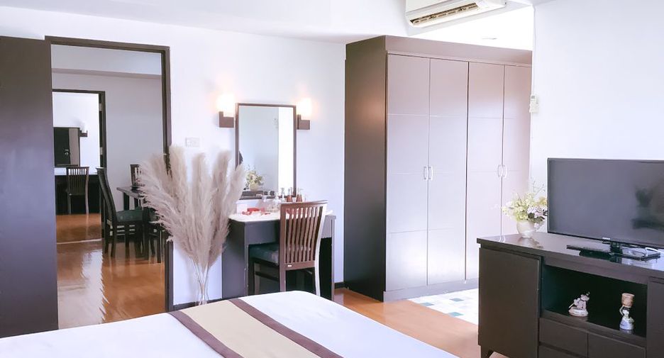 For rent 2 bedrooms apartment in Suan Luang, Bangkok