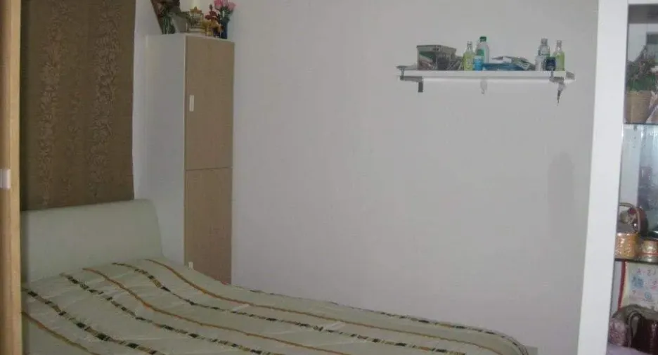 Wohnung zur Miete mit Studio in Huai Khwang, Bangkok