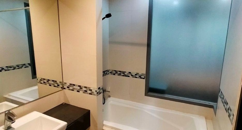 For rent 1 bed condo in Ratchathewi, Bangkok