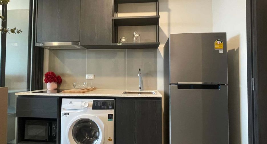 Condo en alquiler de estudio en Huai Khwang, Bangkok