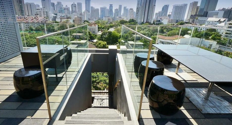 For rent 1 bed condo in Watthana, Bangkok