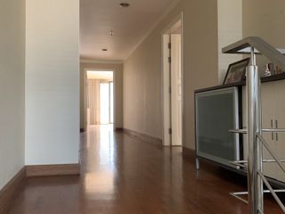For rent 2 bedrooms condo in Pathum Wan, Bangkok