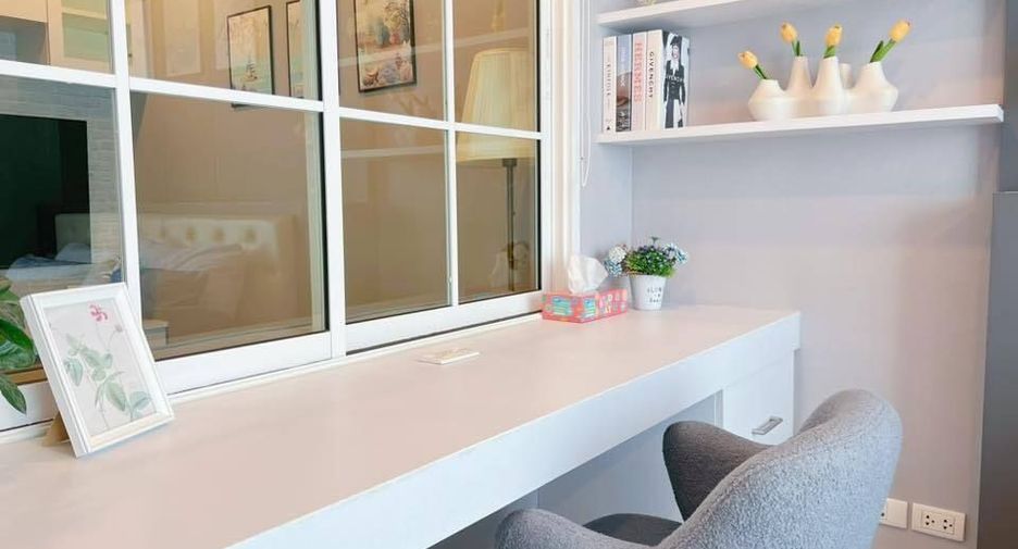 For rent 1 bed condo in Huai Khwang, Bangkok