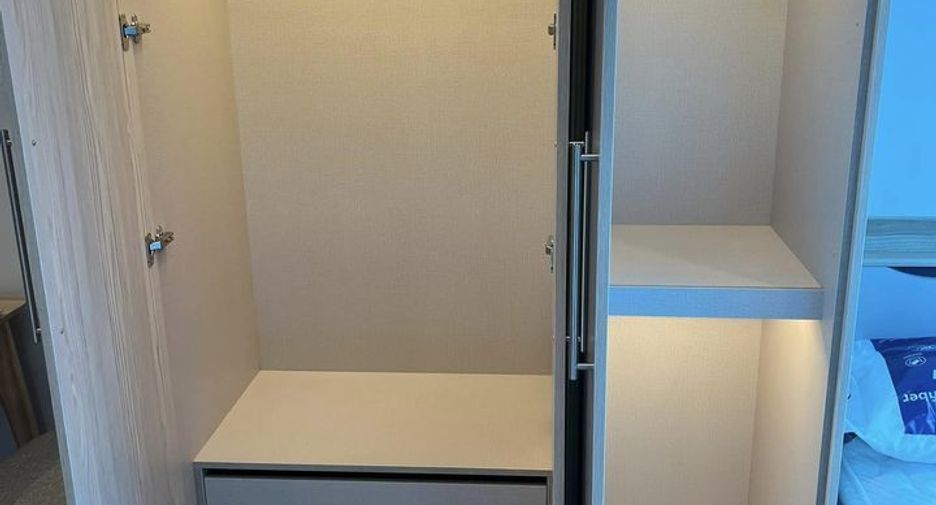 Condo en alquiler de 1 habitaciones en Huai Khwang, Bangkok